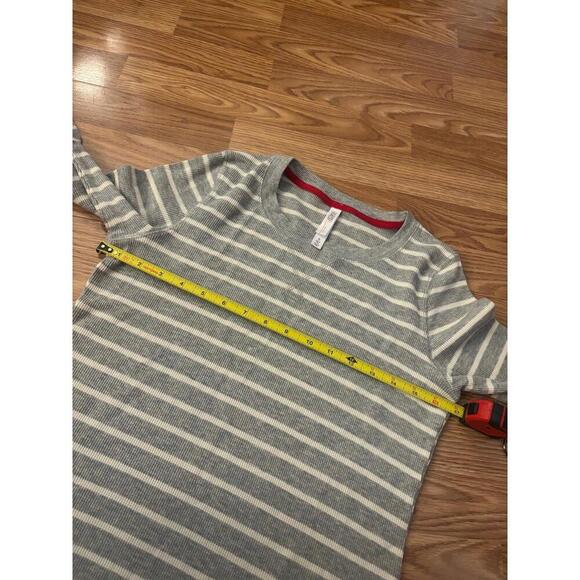 Gillian O’Malley Stripe Pajama Set Size Small - Picture 4 of 9